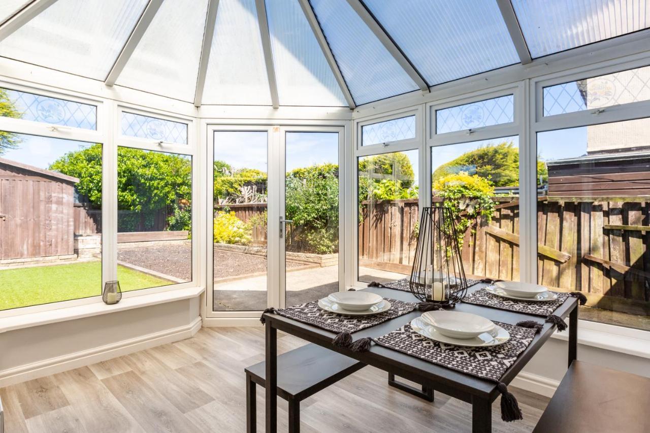 Curlew - 3 Bedrooms Wi-Fi, Parking, Contractors Thornton  Exterior foto